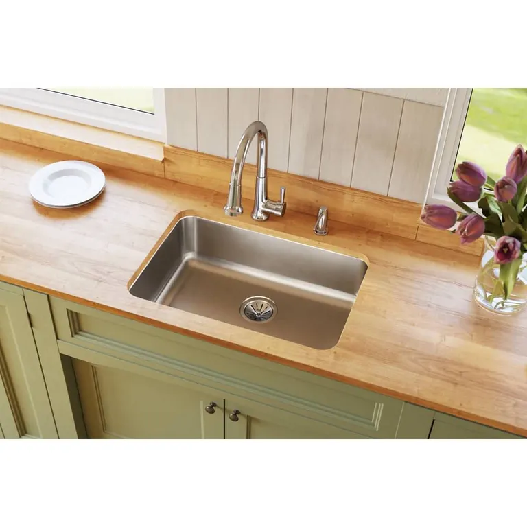ELUH2416 Lustertone Classic Stainless Steel 26-1/2" Undermount Sink